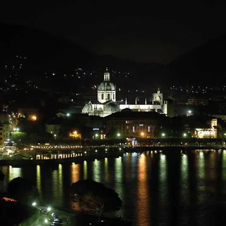 Ξενοδοχείο με διαμερίσματα Cernobbio Residence Τσερνόμπιο