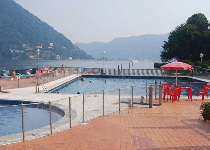 Cernobbio Residence Апарт-отель Черноббио
